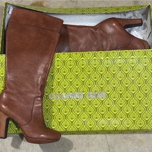 Gianni Bini Brown Leather Heeled Boots